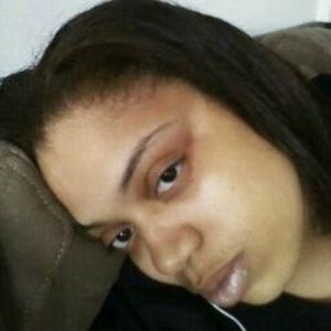 Meet your Posher, Kendra